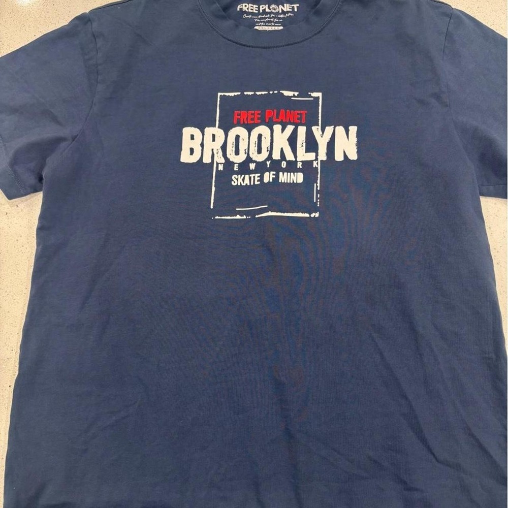 Free Planet Men's Blue T-Shirt Large